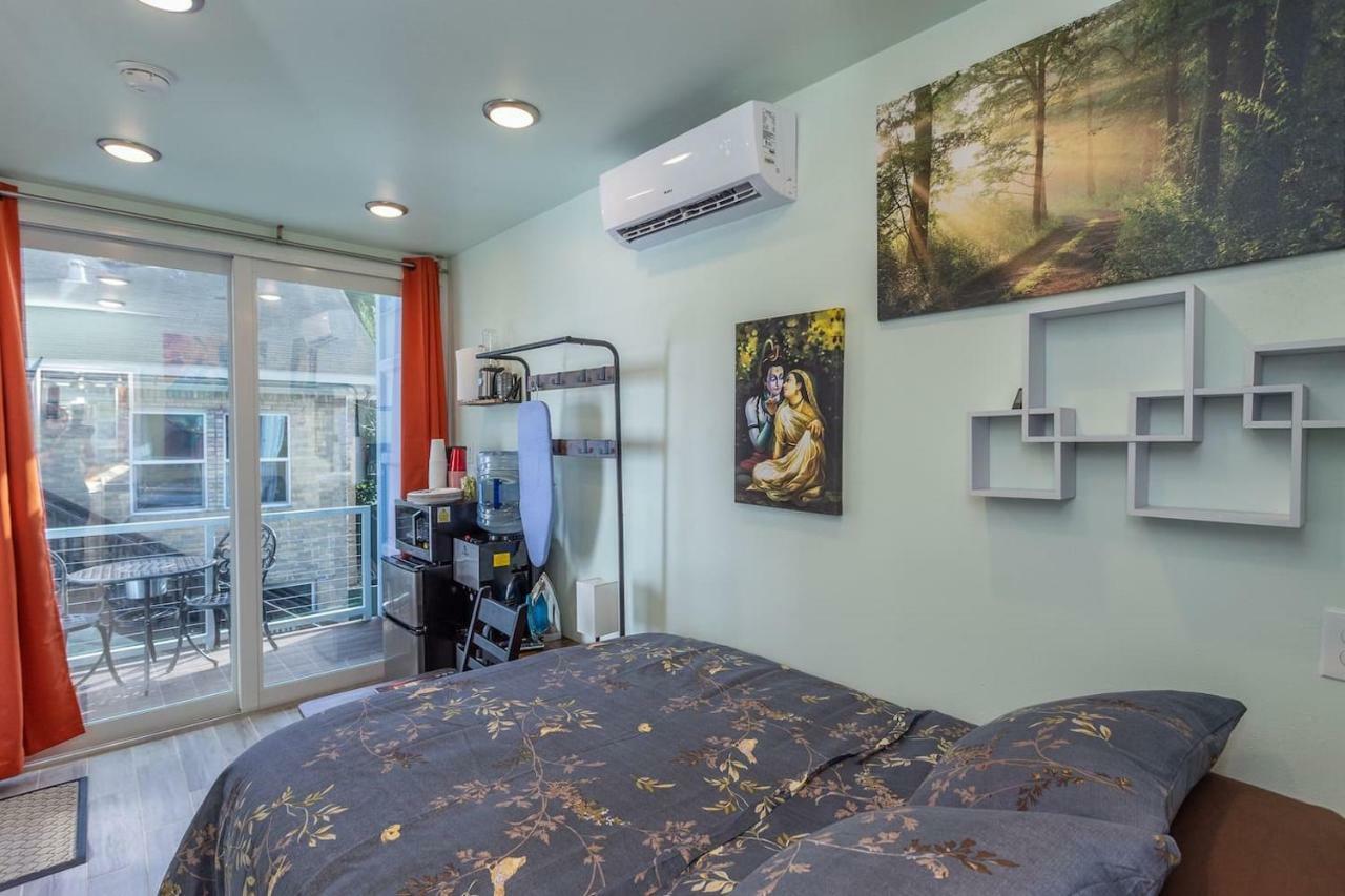 East Downtown Micro-Luxe Container Living Pod #9 Apartment Houston Exterior photo