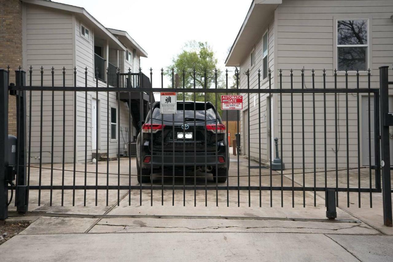 East Downtown Micro-Luxe Container Living Pod #9 Apartment Houston Exterior photo
